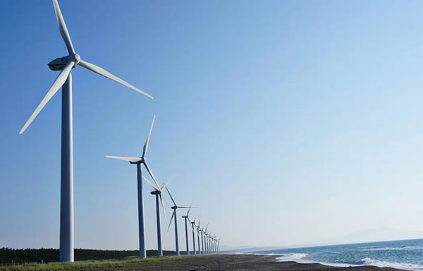 使用风力发电装备的重点是什么？