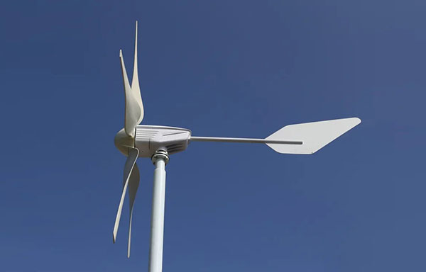 哪种风力发电机切合防雷要求？